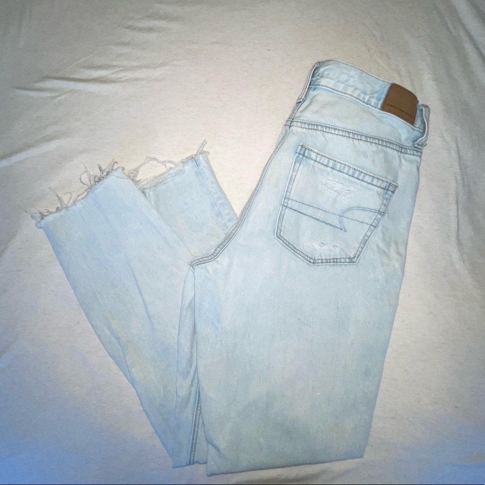 Light Wash Mom Jeans